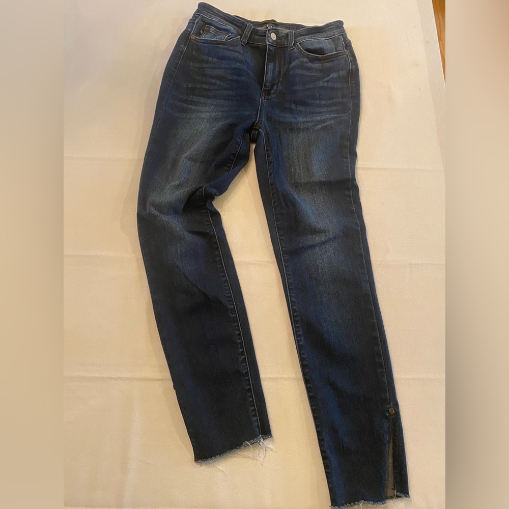 Judy Blue Dark Wash Skinny Jeans